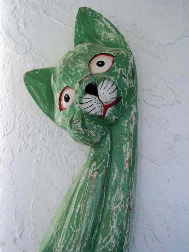 Cat_wall_hanging_sm